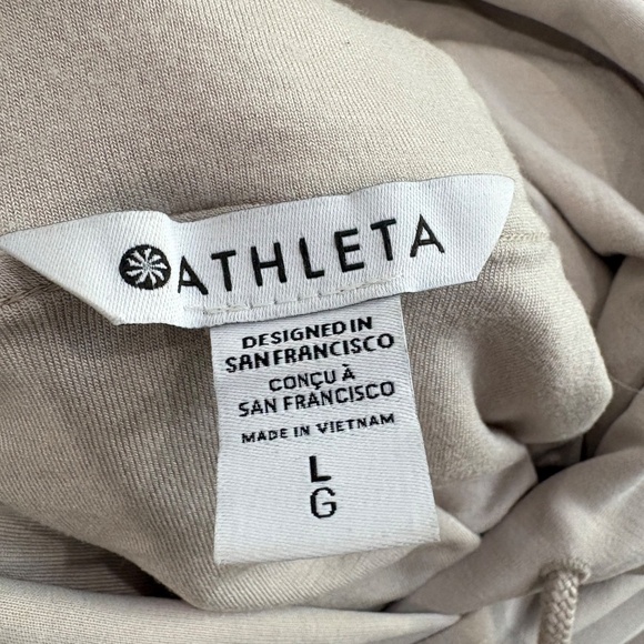 Athleta Seasoft bubble hem hoodie - Picture 6 of 7